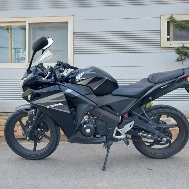 혼다 cbr125 15년식 순정차량 판매중 CBR125