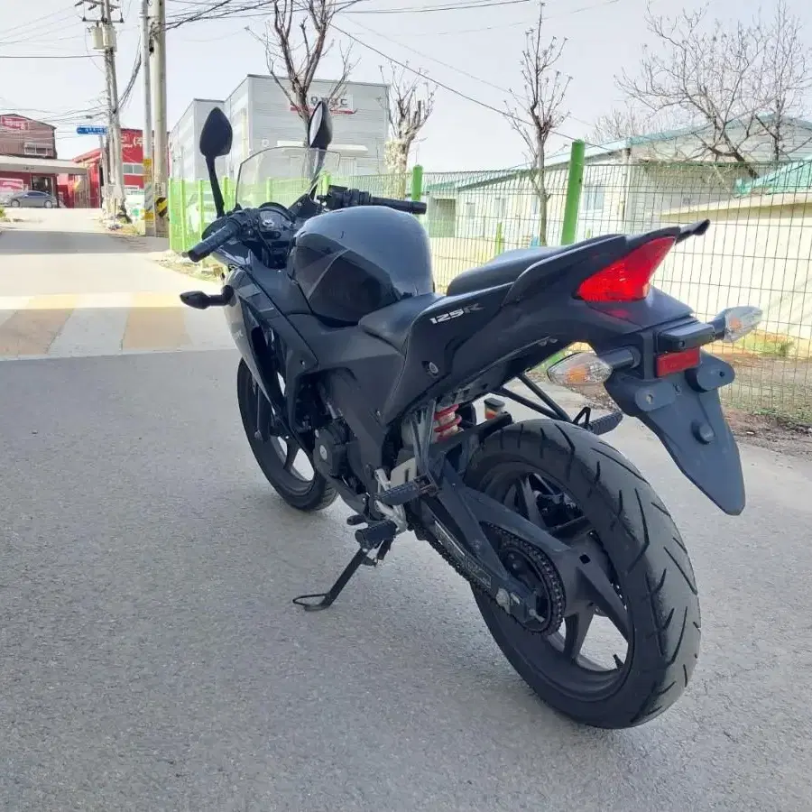 혼다 cbr125 15년식 순정차량 판매중 CBR125