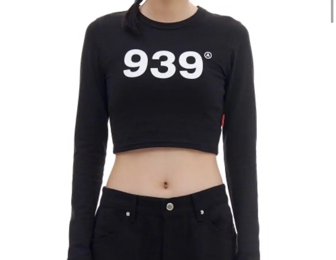 Archive Bold 939 logo crop long sleeve