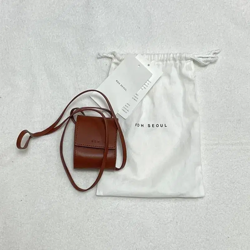 택포) ROH SEOUL mini pochette pot 스모키 탄