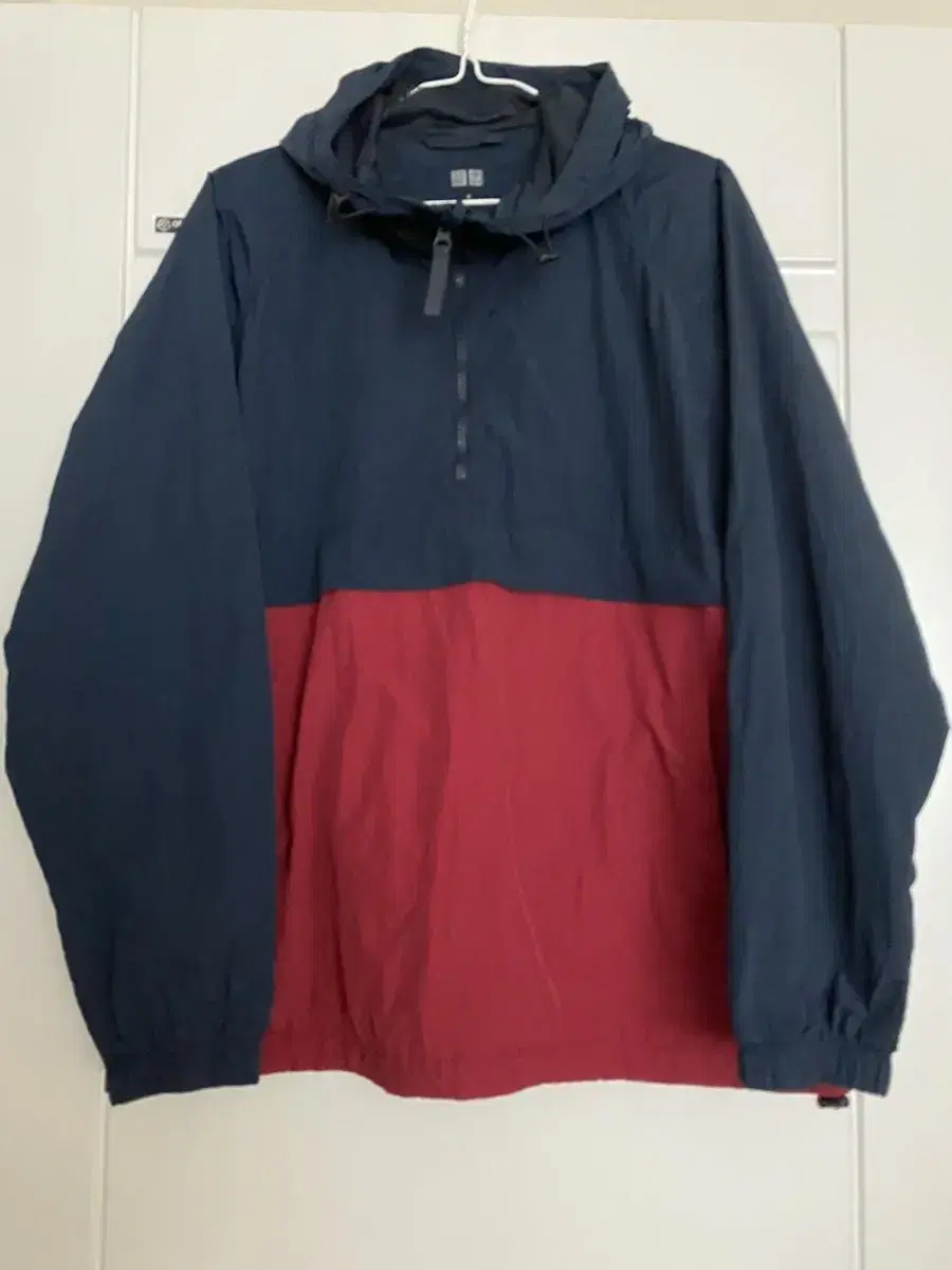 Uniqlo Windbreaker Jumper (M)