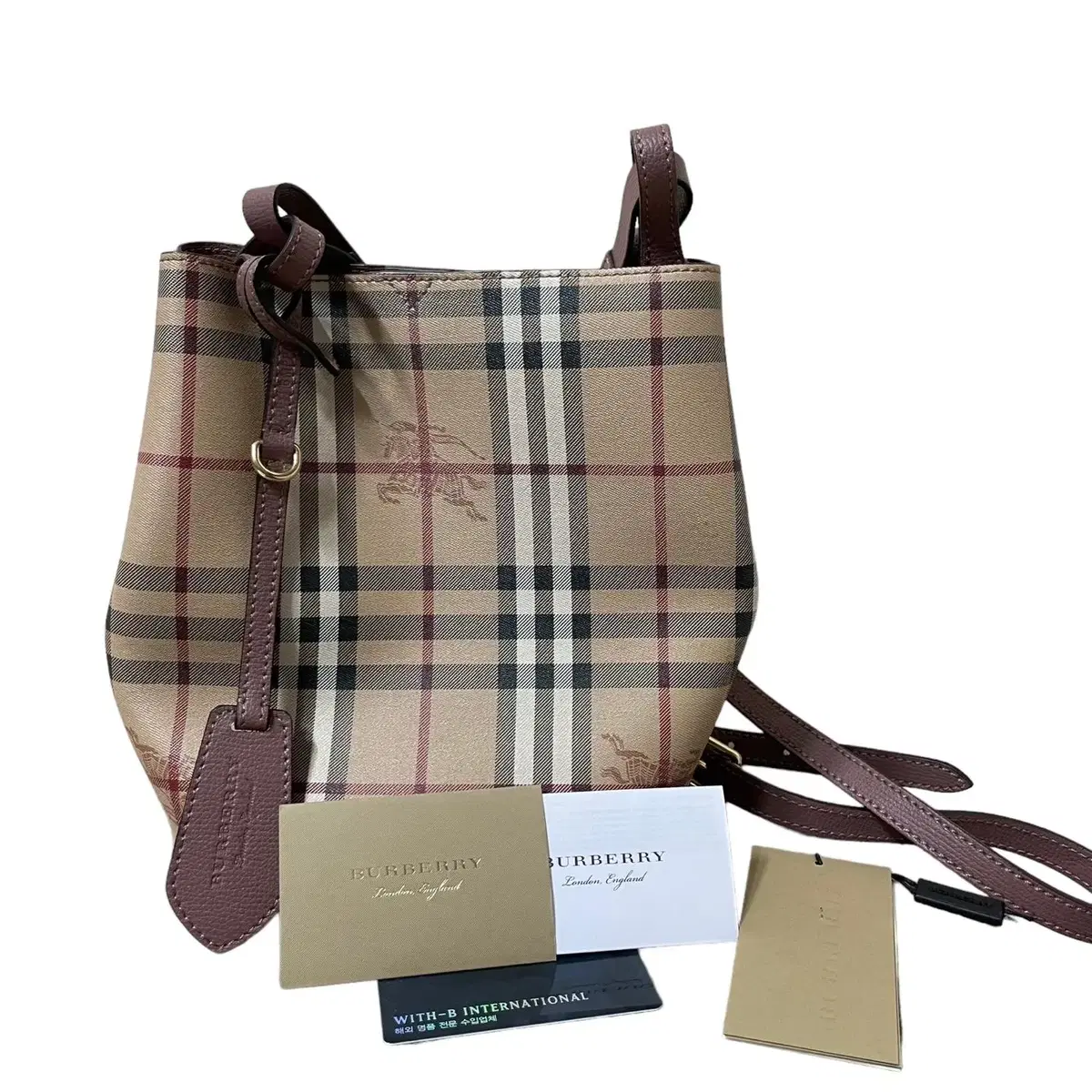 BURBERRY 버버리 론 버킷백 헤이마켓체크 인디핑크 풀구성품