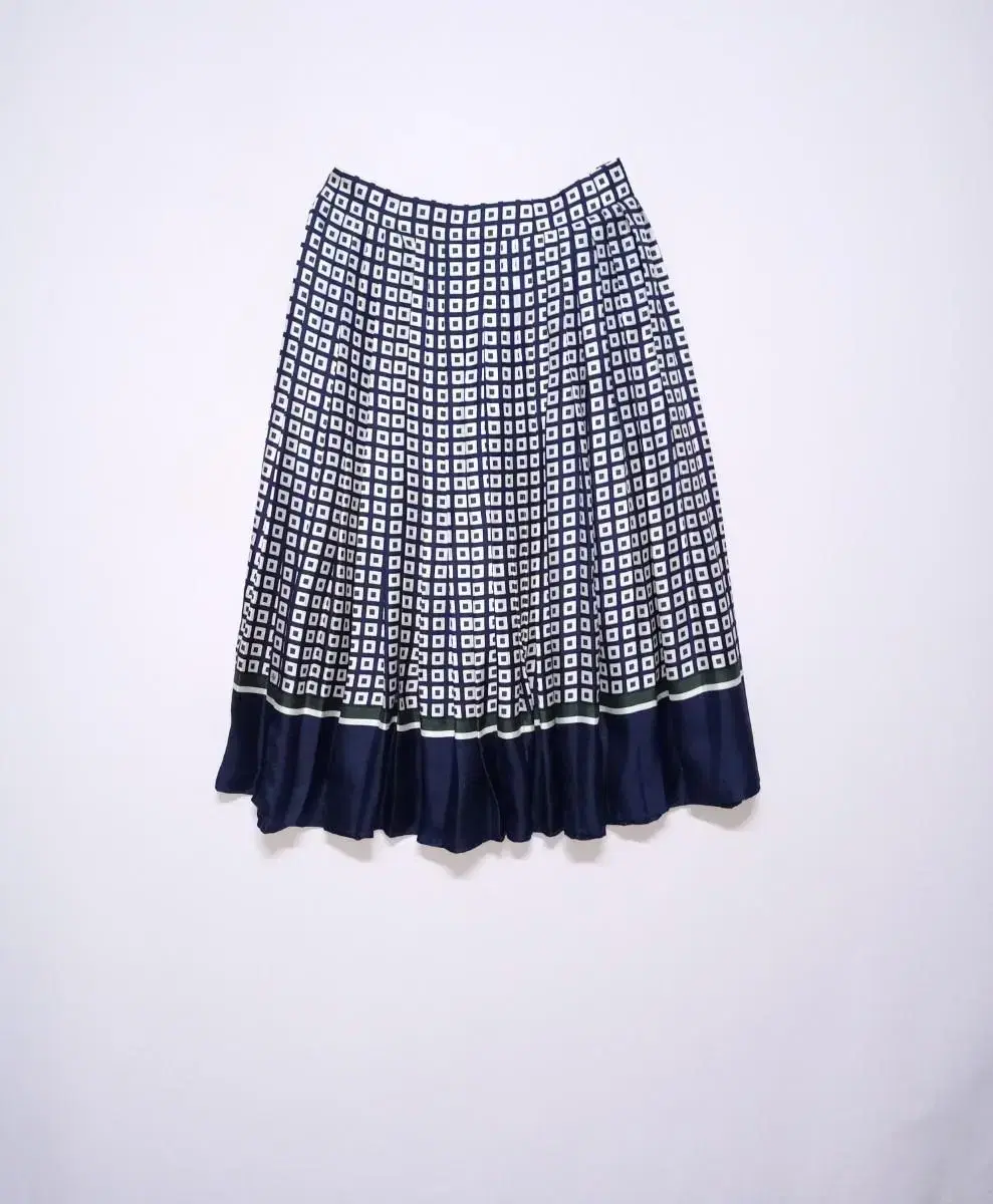 Tory Burch 100% Silk Pleated Skirt