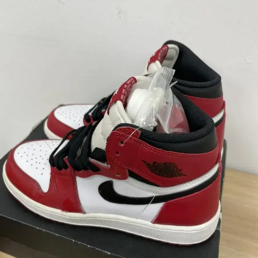 AIR JORDAN 1 RETRO OG