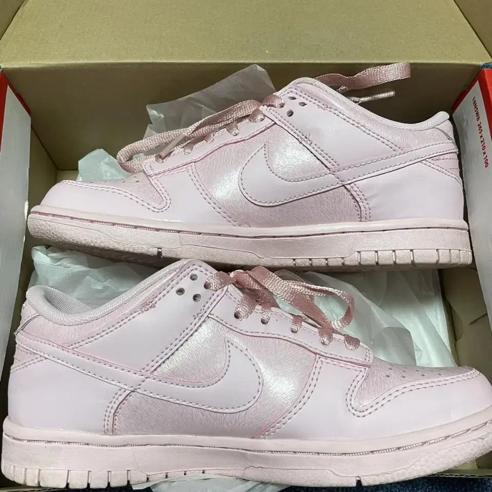 *SALE Nike 나이키 덩크로우 se프리즘 핑크 230(4Y)size