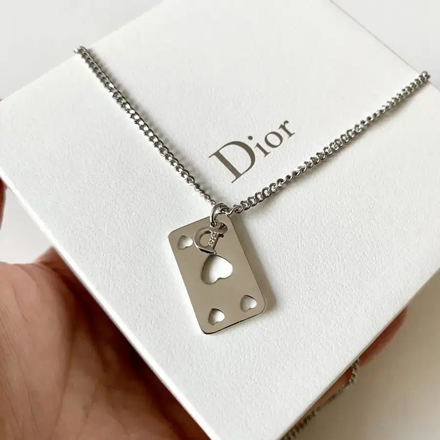 DIOR 정품 디올 목걸이