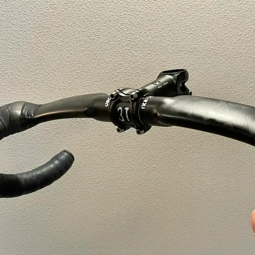 UNKNOWN | 언노운 Unknown RX1 Carbon Drop Bar, 3T Ax Team Stealth Stem ...