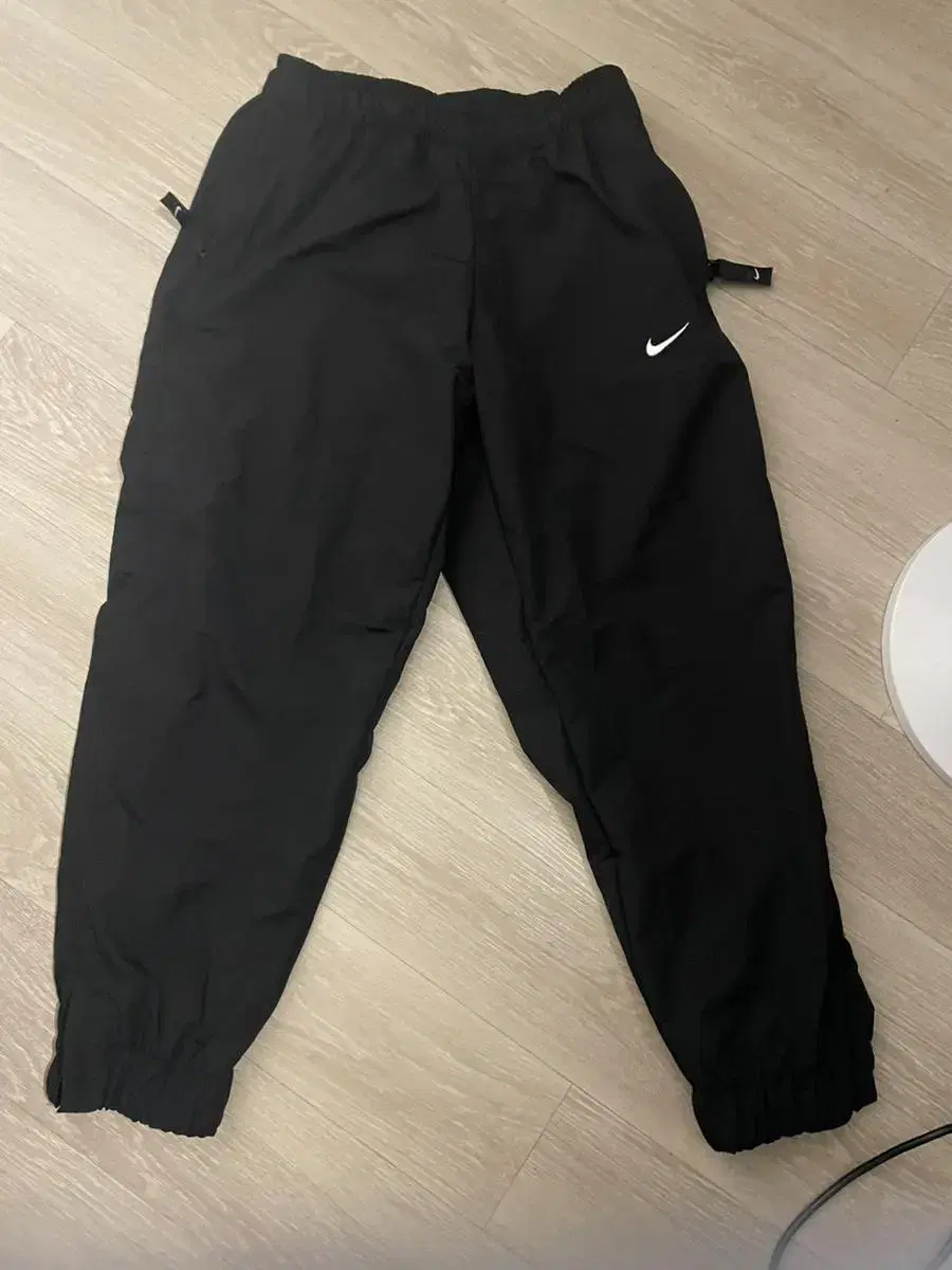 Nike DQ6572-010 Pants