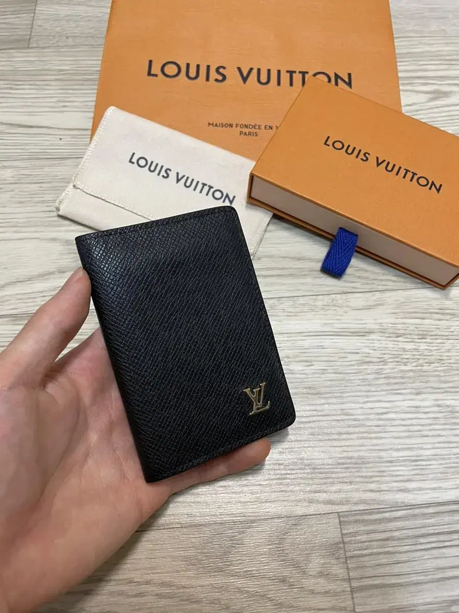 Shop Louis Vuitton TAIGA Pocket organizer (M30535, M30537) by