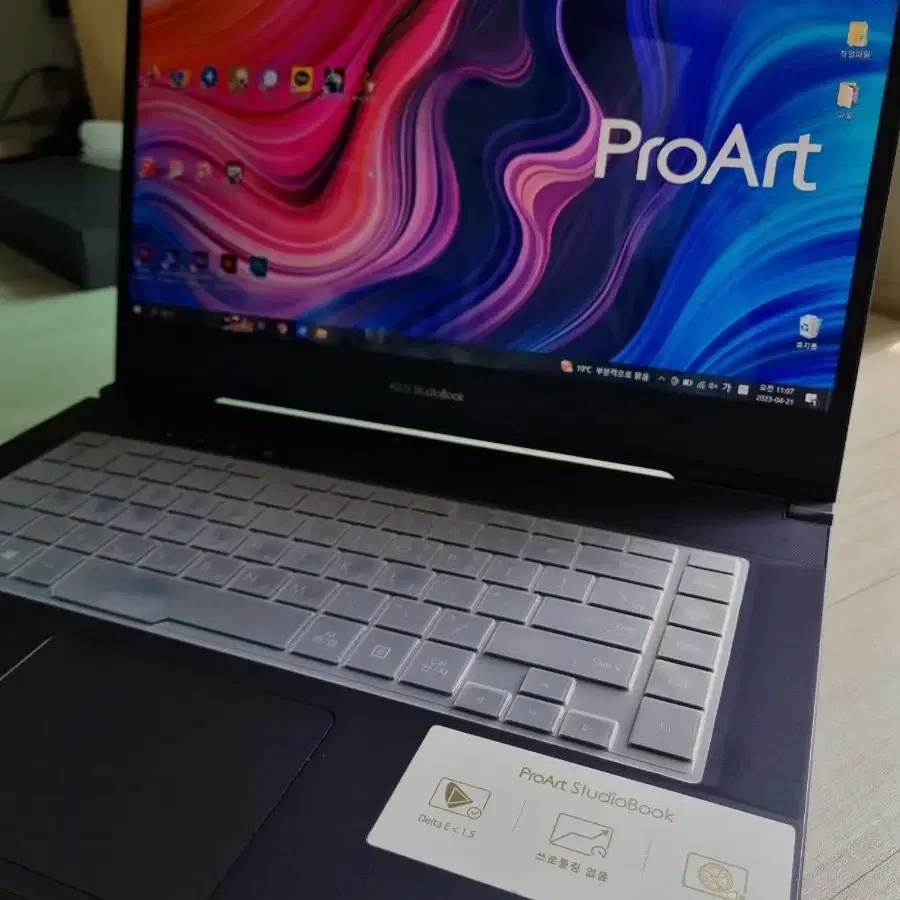 4k asus proart studiobook 15 팝니다 (작업용)