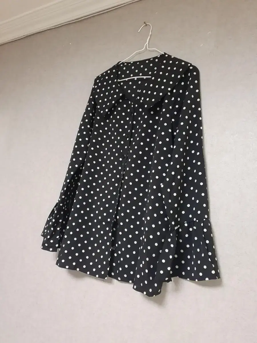 Dot Big Kara Long Blouse (55-77)