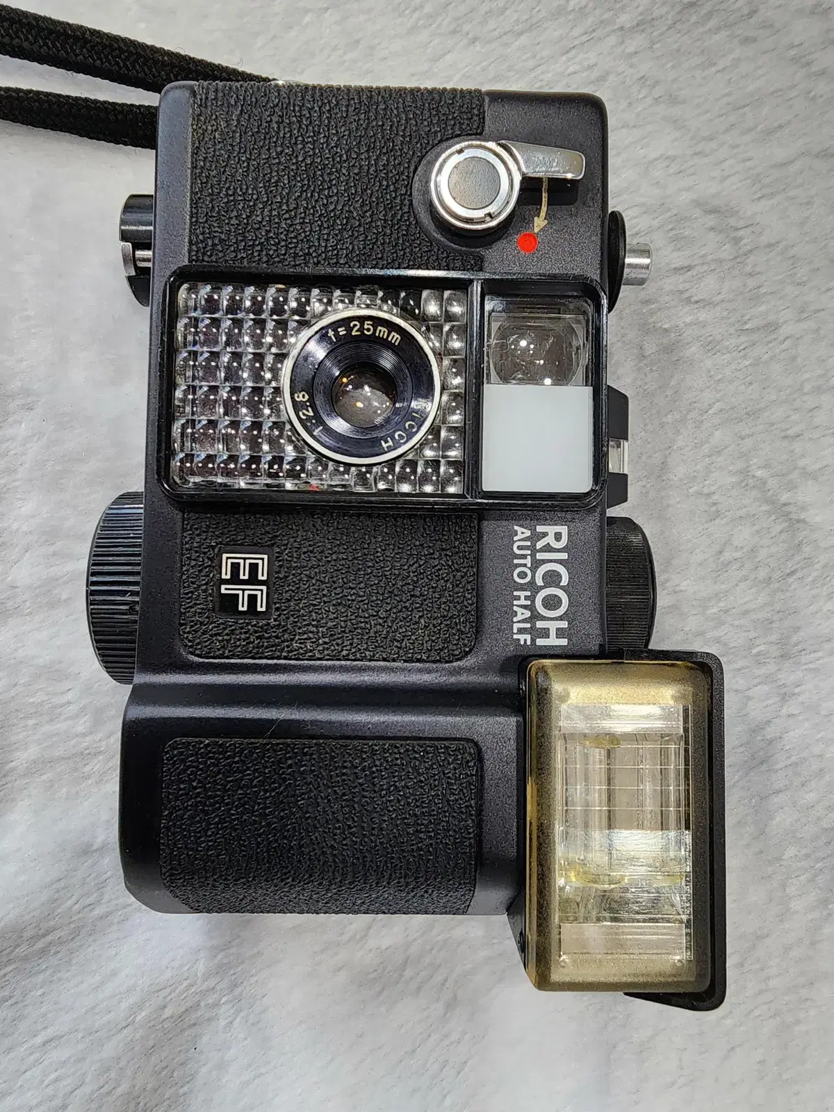 RICOH auto HALF EF