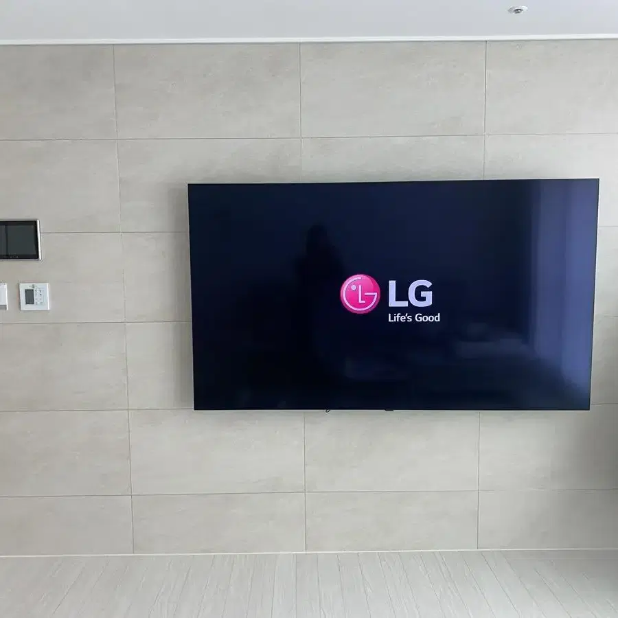 LG 올레드 77인치 벽걸이 tv