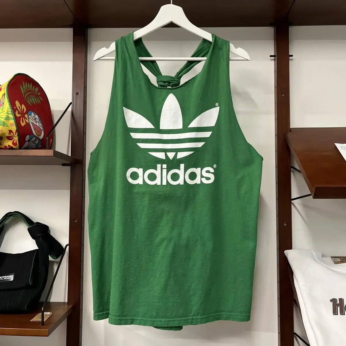 ADIDAS top