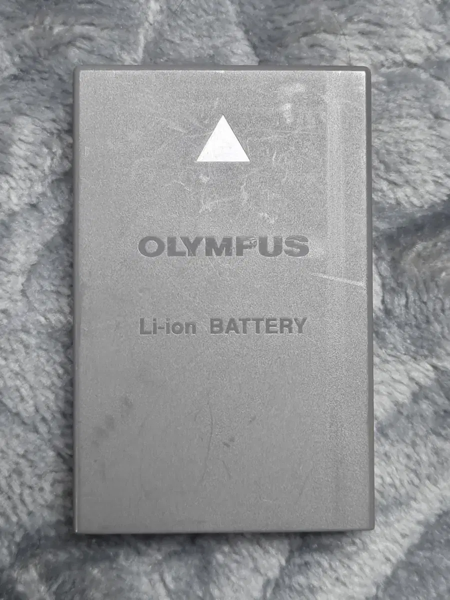 OLYMPUSE BATTERY BLS-5