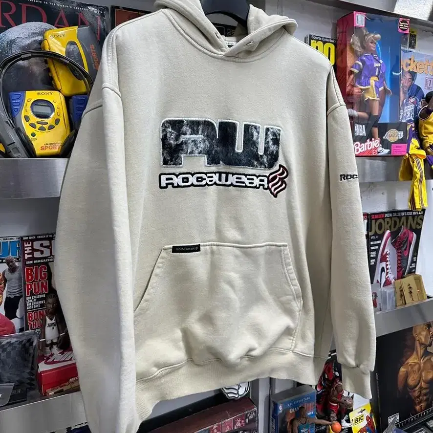 roca wear hoodie vtg 로카웨어