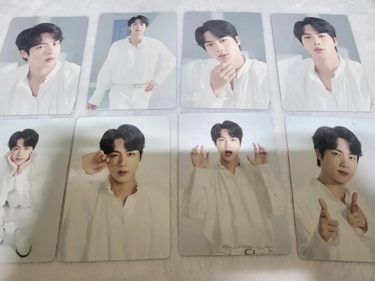 Bang Bang Cone photocard sells