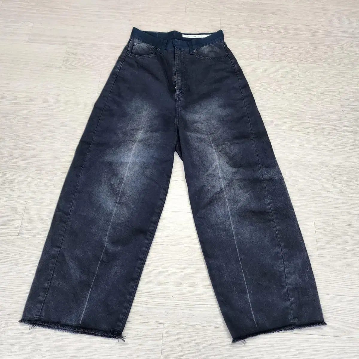 TAKPO) Japan NIKO AND. Denim black and blue pants