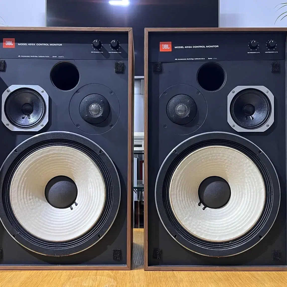 JBL 4312A