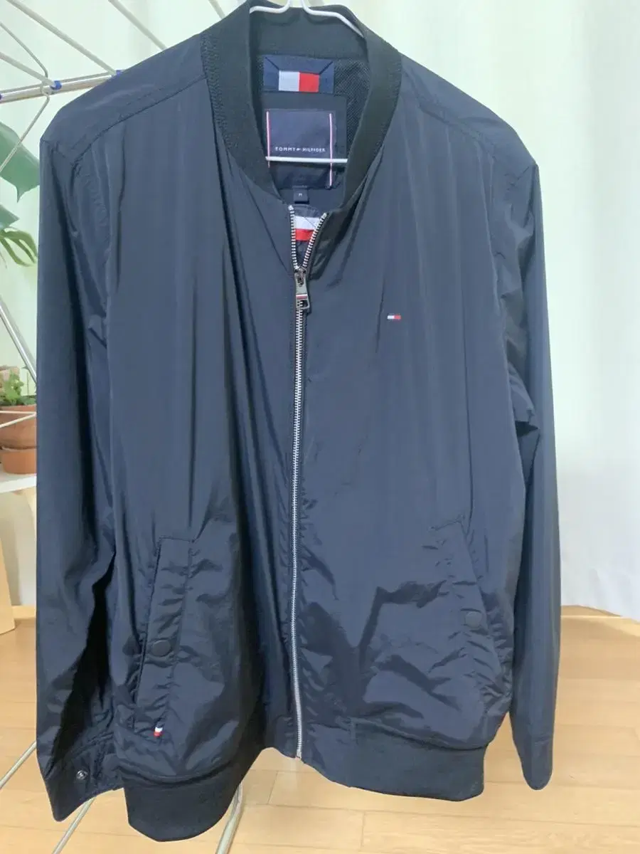 Tommy Hilfiger Bomber Jacket(M)