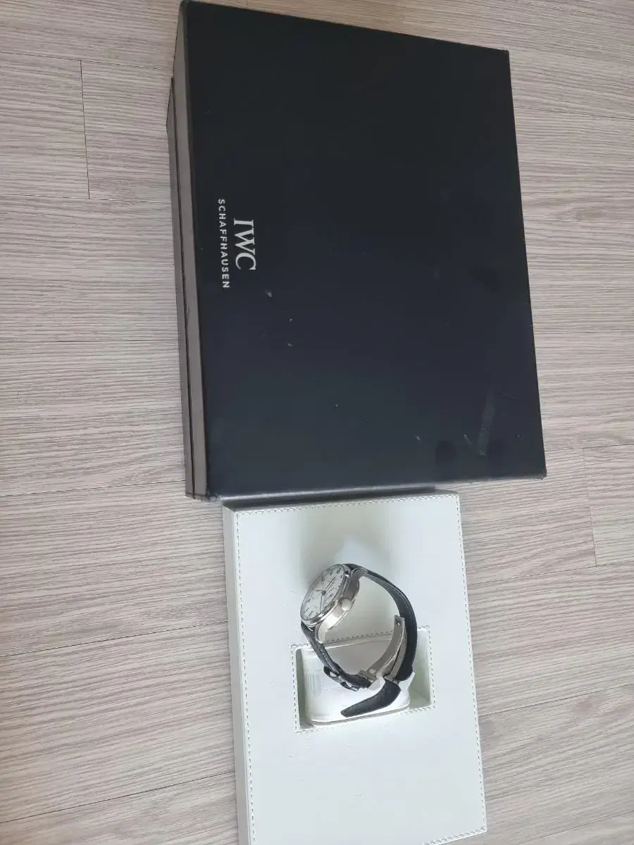 iwc 세븐데이즈 부엉이