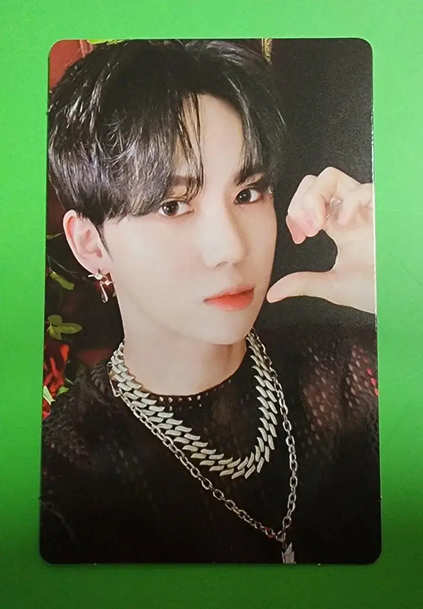 Drippin' yoonsung photocard