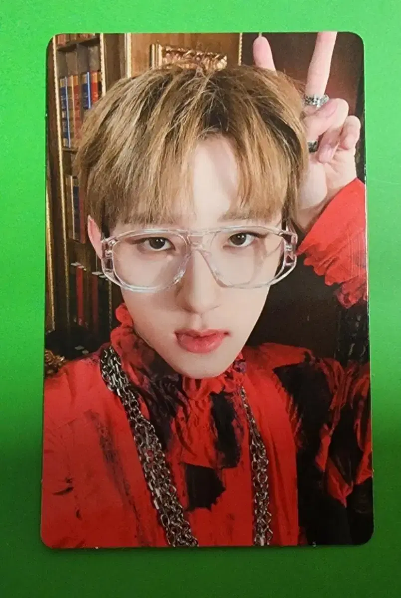 Drippin' minseo photocard