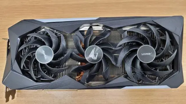 기가바이트 AORUS 라데온 RX 6800 XT Master 16GB