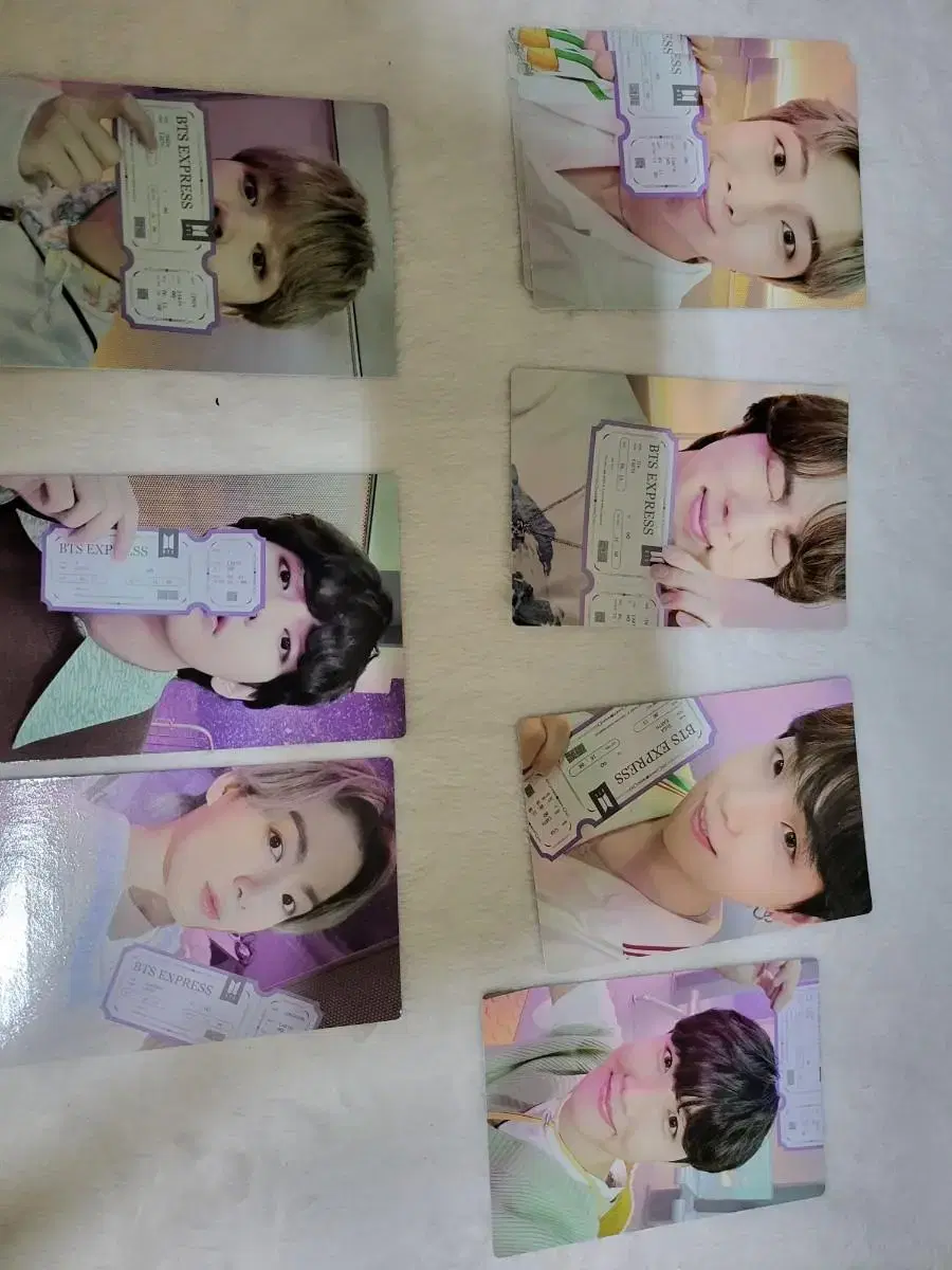 Bangtan Microcosm photocard sells (Enul0 in bulk)