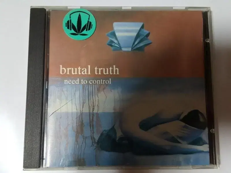 BRUTAL TRUTH CD 2장