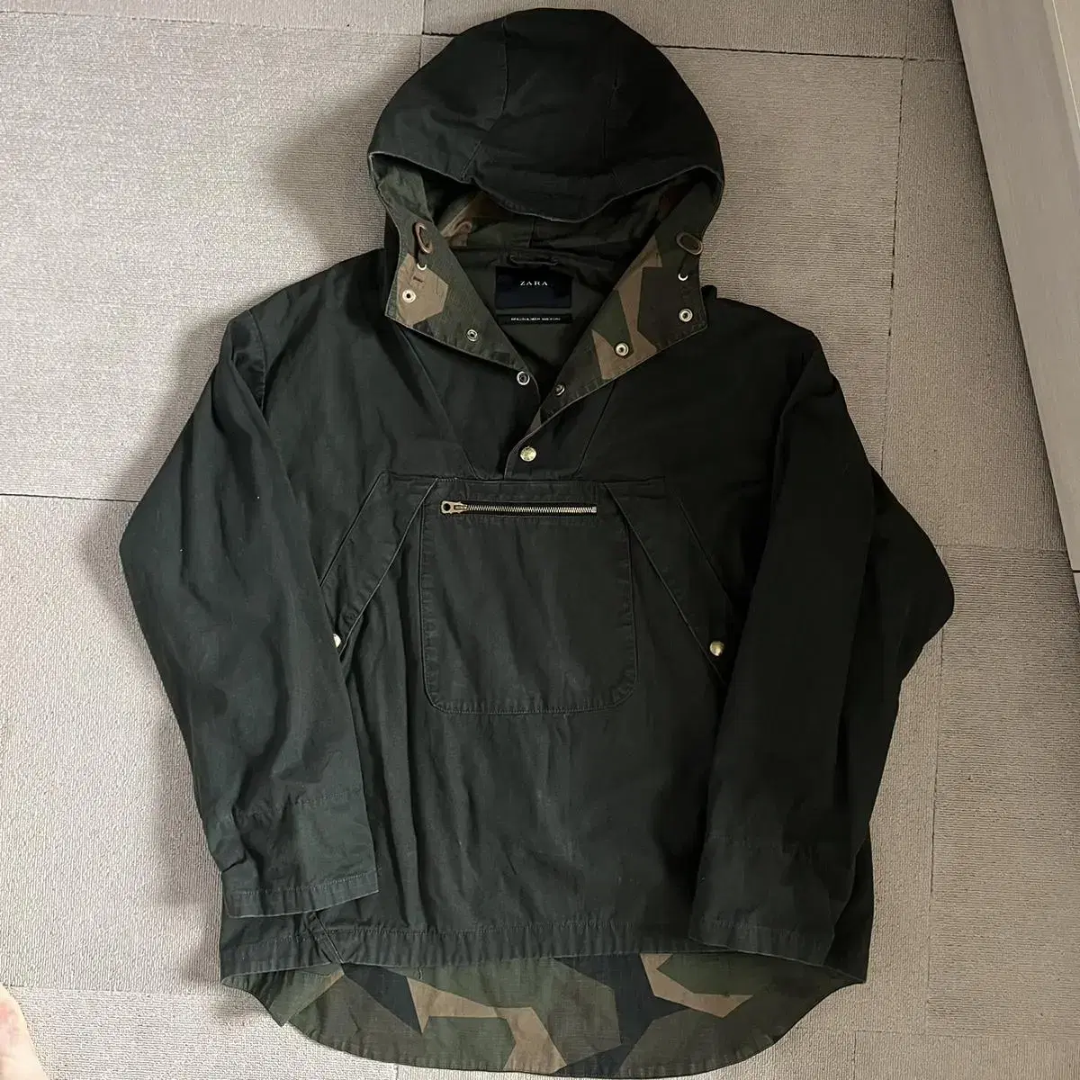 [ZARA] Camo Talon Zipper Anorak