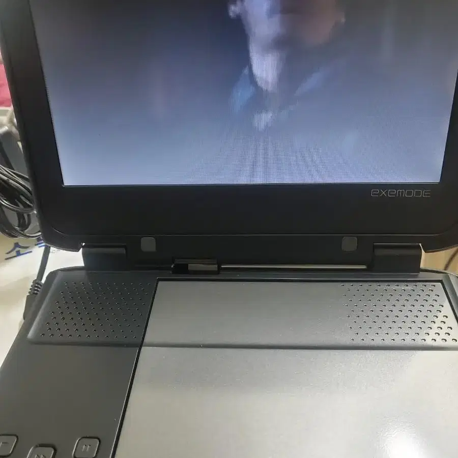 exemode 8 인치 와이드 TFT LCD 모니터 휴대용 DVD 플레이