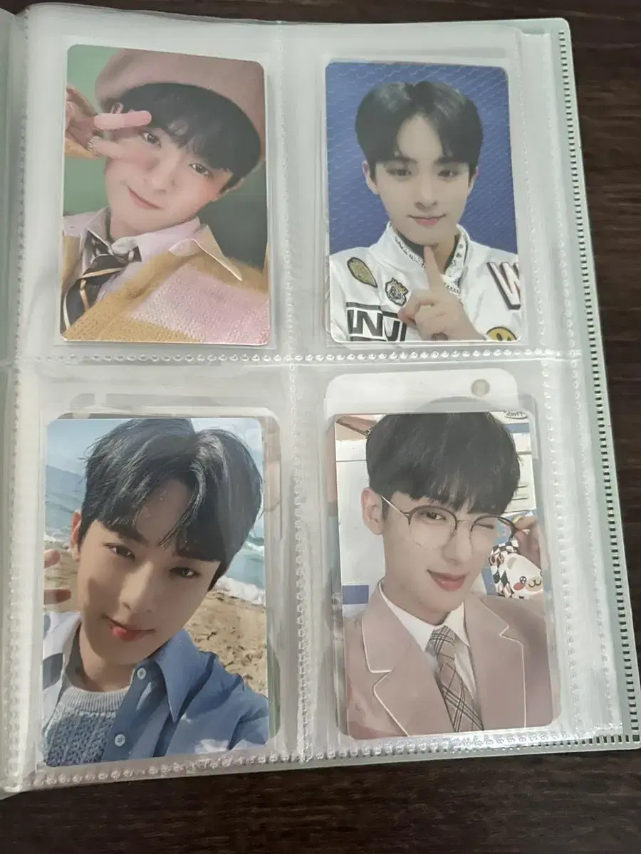 Younite woono photocard