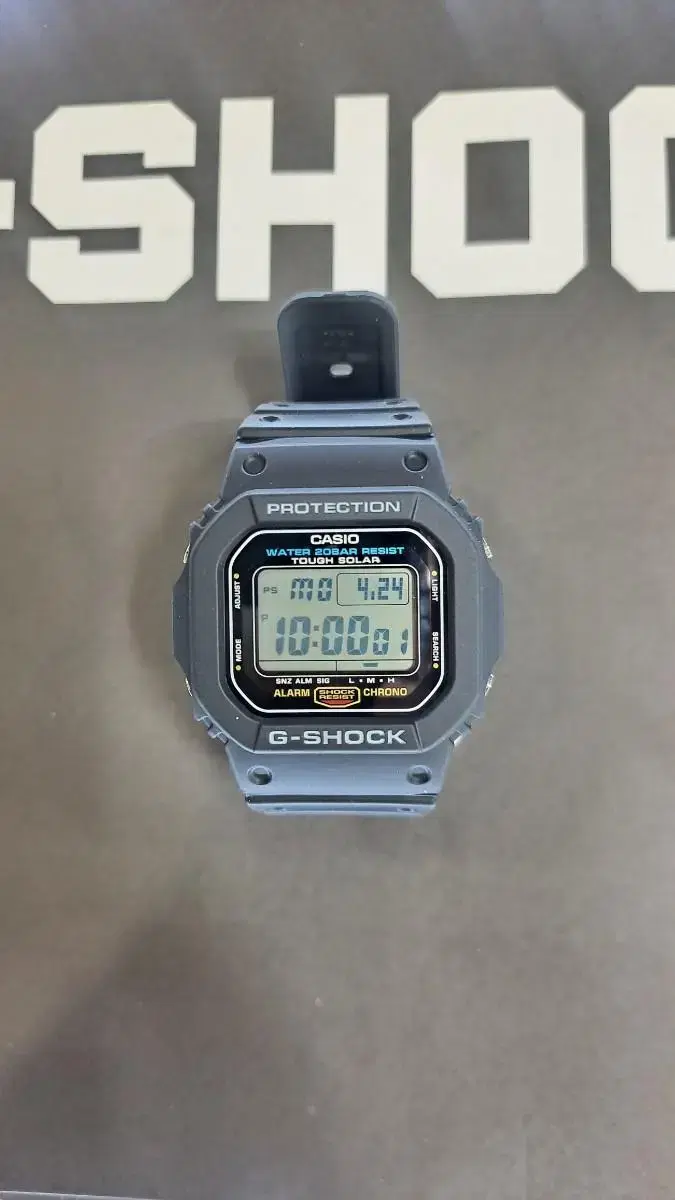 지셕시계 G-5600UE-1DR 터프쏠라