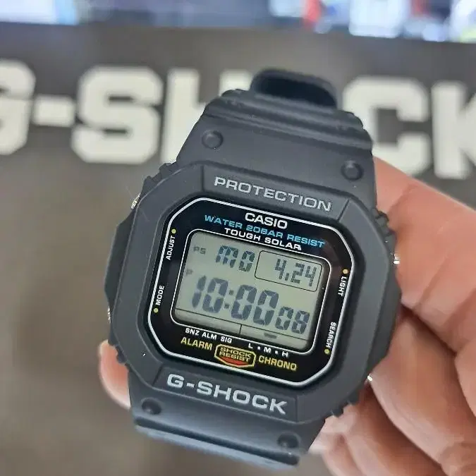 지셕시계 G-5600UE-1DR 터프쏠라