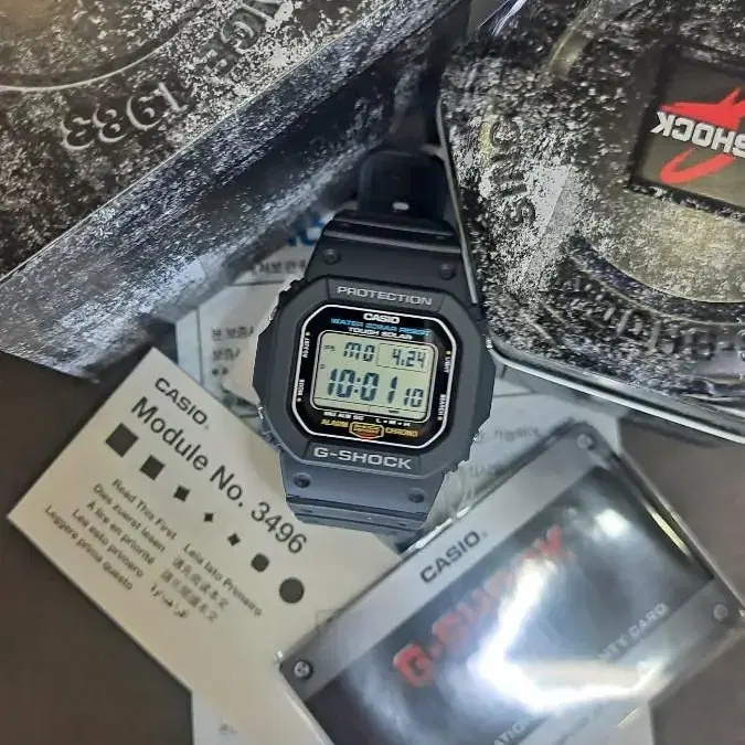 지셕시계 G-5600UE-1DR 터프쏠라