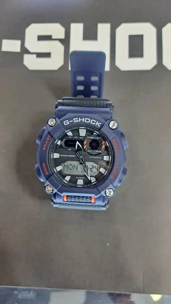 G-Shock Clock GA-900-2ADR