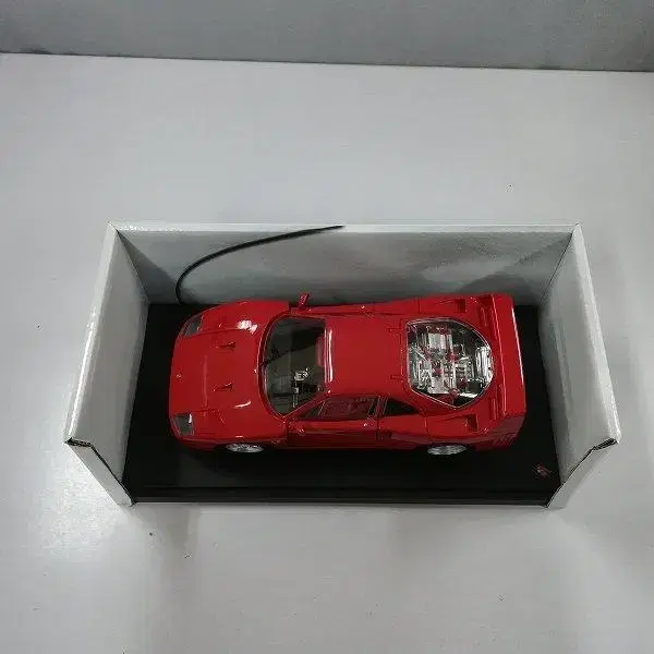 Hotwheels 1:18 다이캐스트 페라리F40상태좋은 중고제품 팝니다