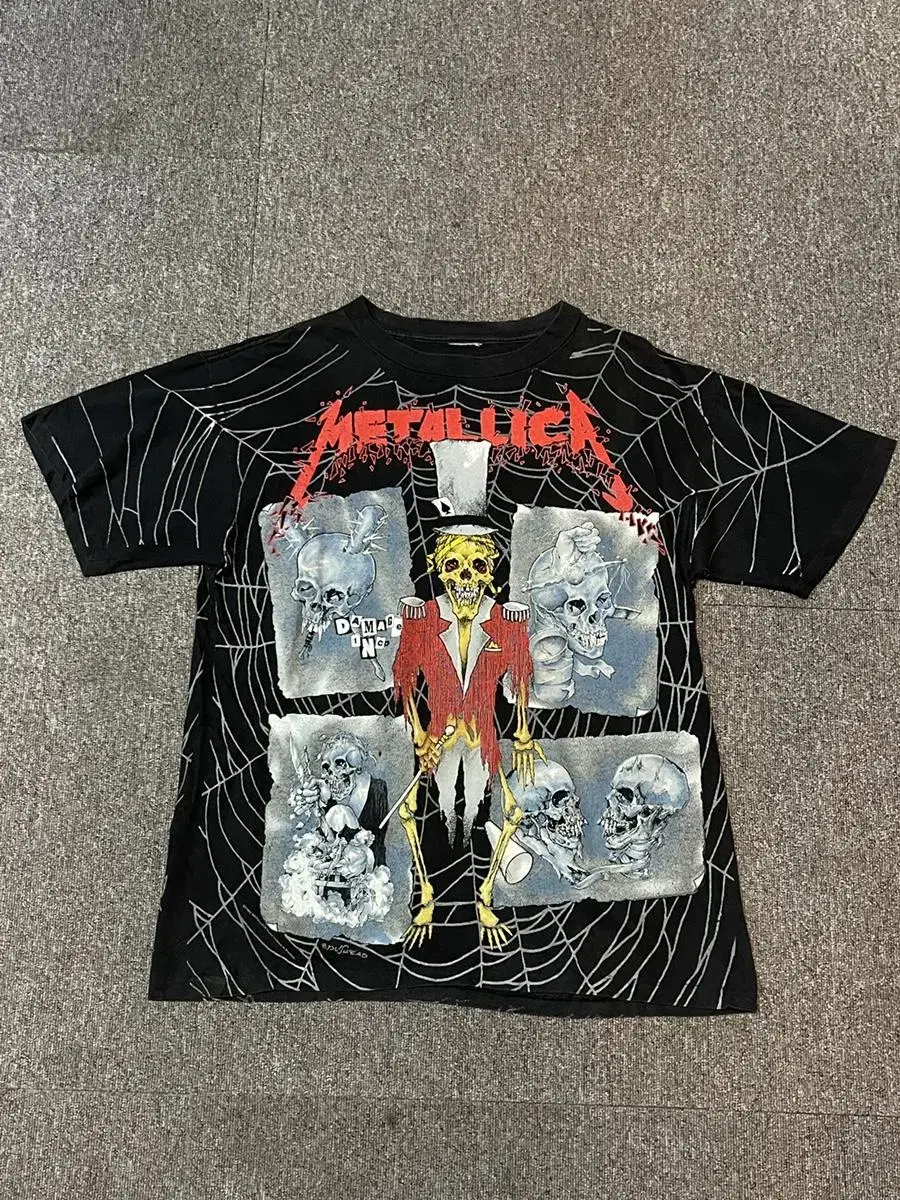 1992 Vintage Metallica Ringmaster T-Shirt