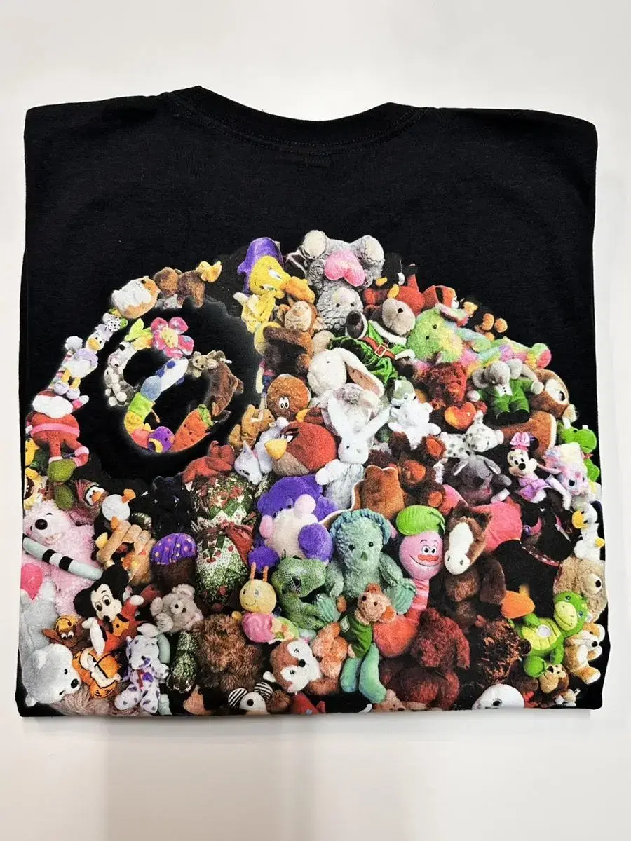 Stussy Plush Tee (Black/L)STUSSY PLUSH TEE