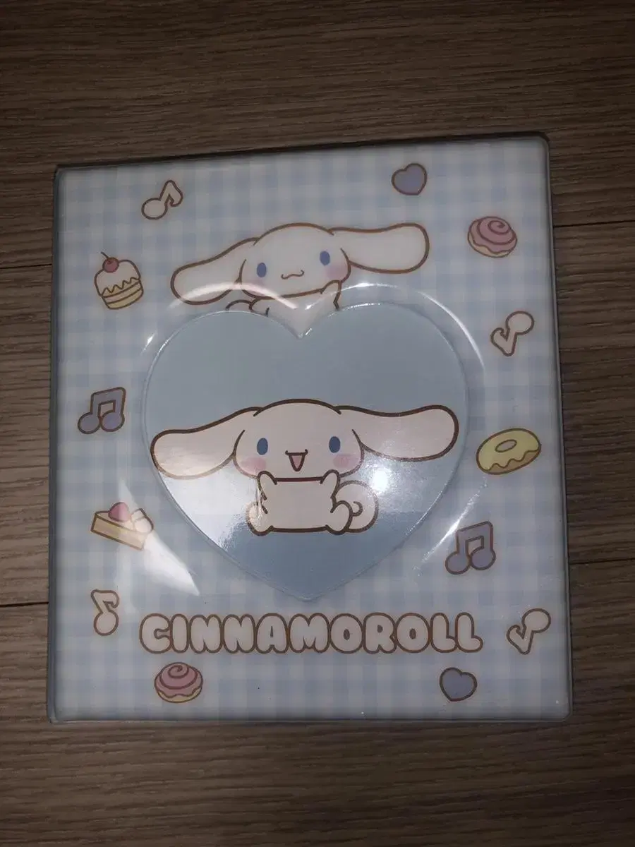 Sanrio Amulet Collectbook