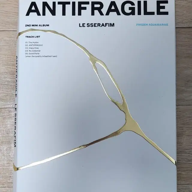 르세라핌 ANTIFRAGILE 개봉 앨범