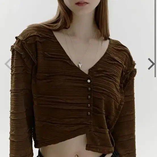 소프트서울PASTRY CROP CARDIGAN [BROWN]