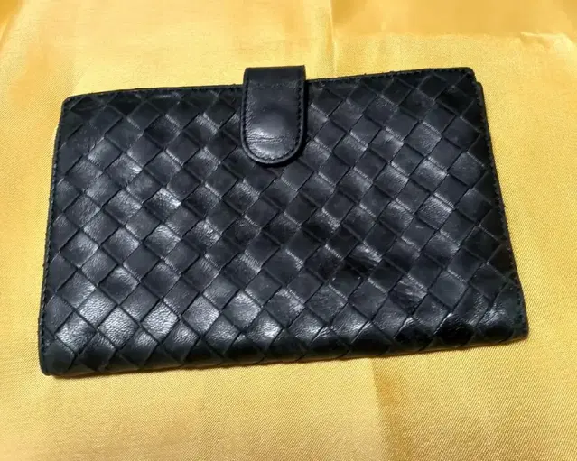 보테가베네타 BOTTEGA VENETA 인트레치아토 지갑