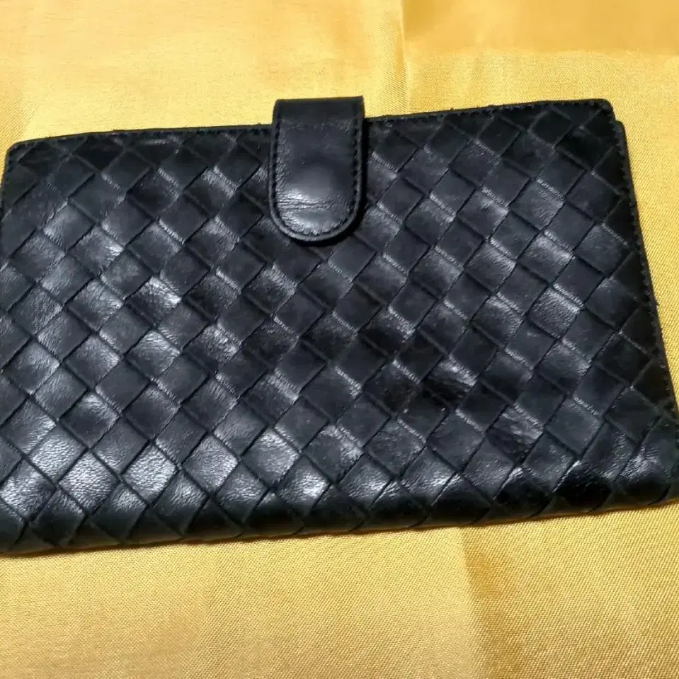 보테가베네타 BOTTEGA VENETA 인트레치아토 지갑