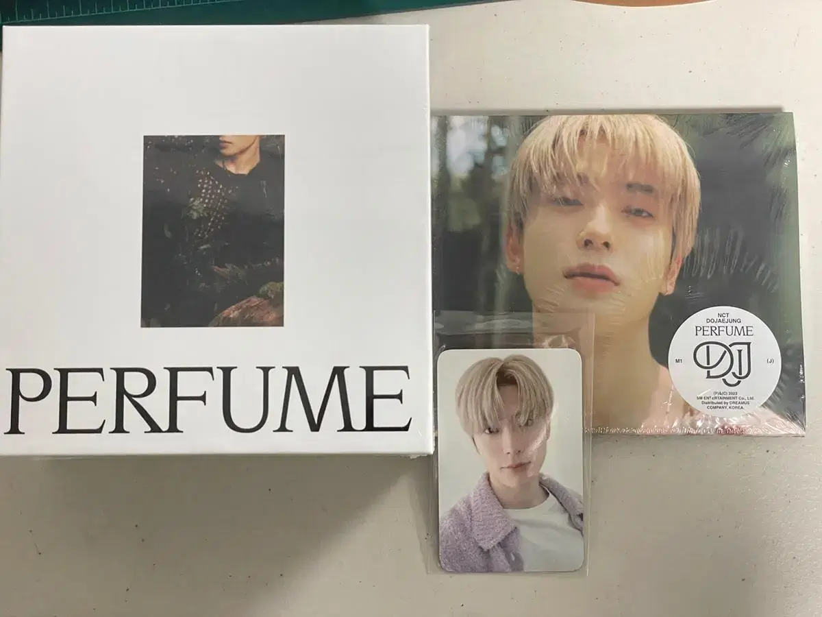 Dojeongjeon Perfume jaehyun digipack Box sealed ktown4u Unreleased photocard