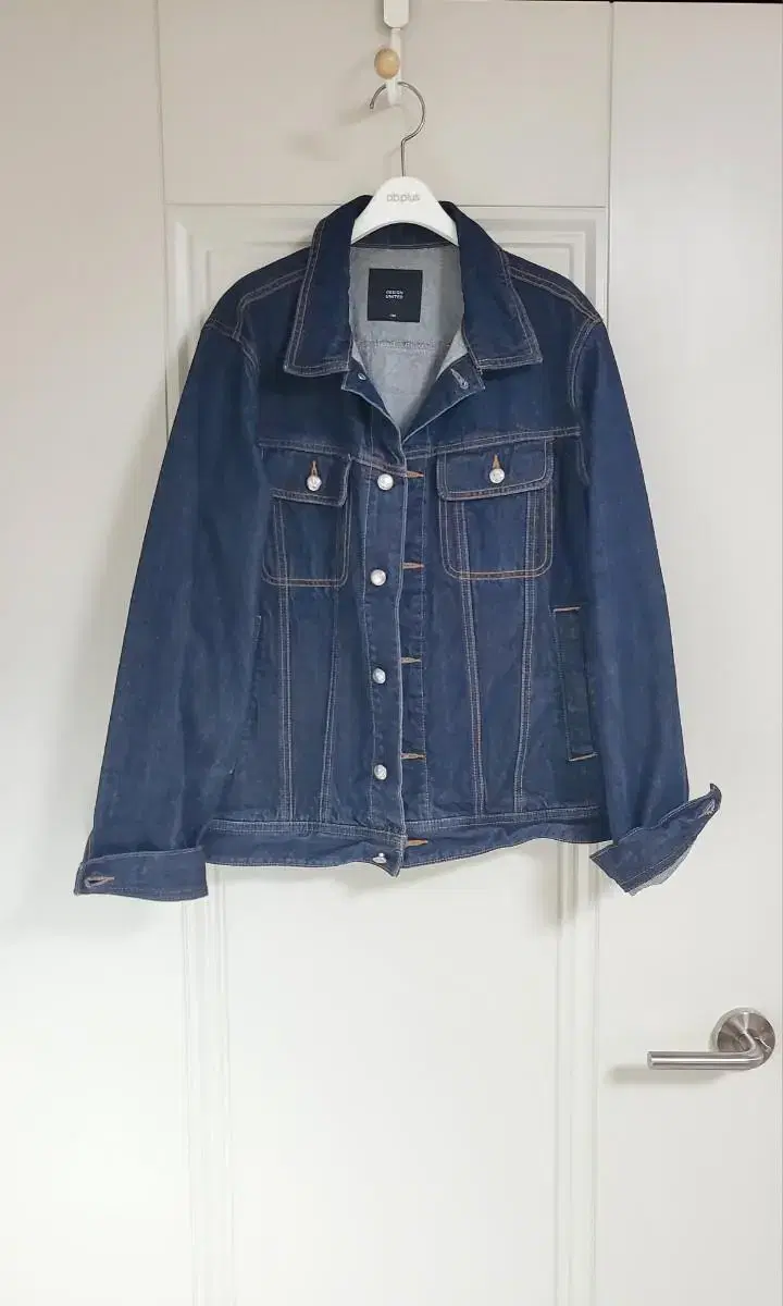 DesignUnited Jeans Jacket