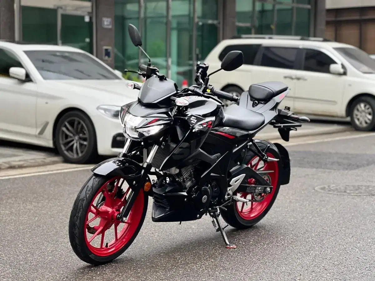 스즈키 gsx-s 125cc 20년식 관리 잘된차량 좋은거래합니다