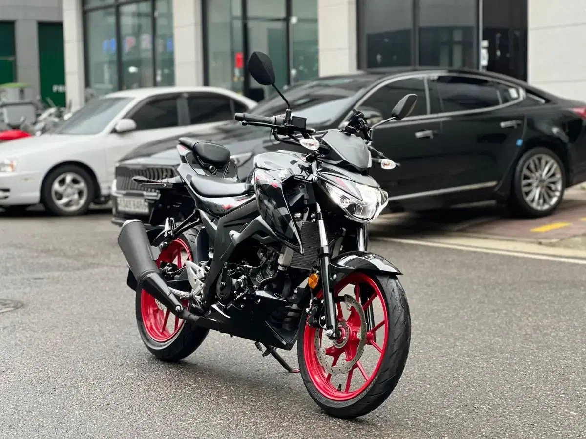 스즈키 GSXS125 20년식 14000키로 240만원 판매합니다