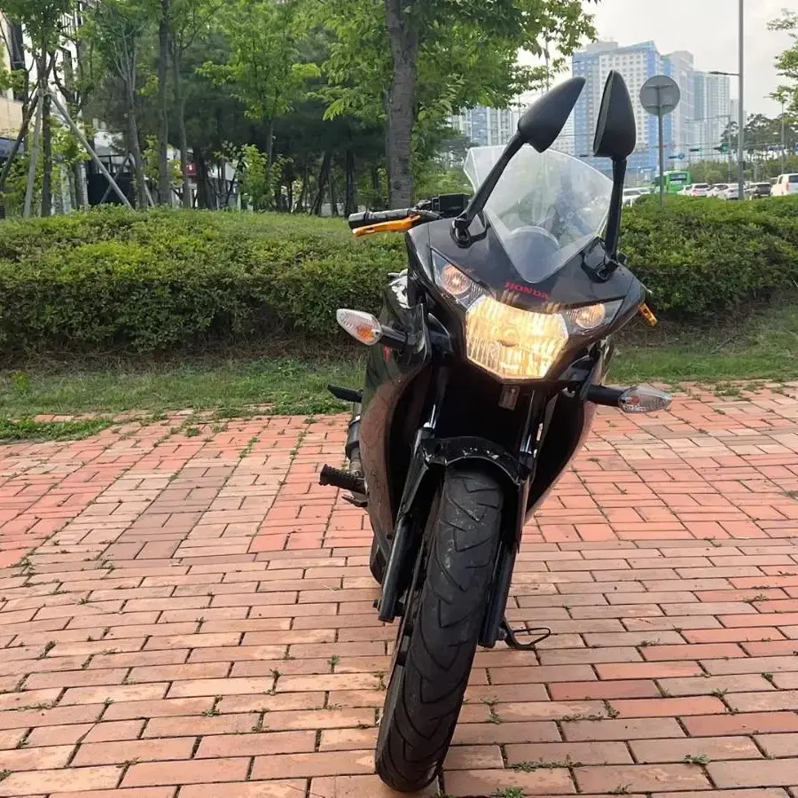 혼다 cbr125 15년식 흑마 관리 잘된차량 좋은금액